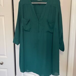 Torrid emerald green flowy tunic blouse size